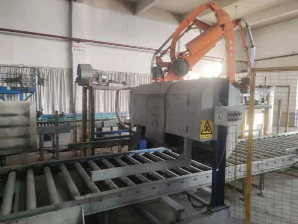 霸王茶姬将在新加坡连开3店，已组建东南亚团队